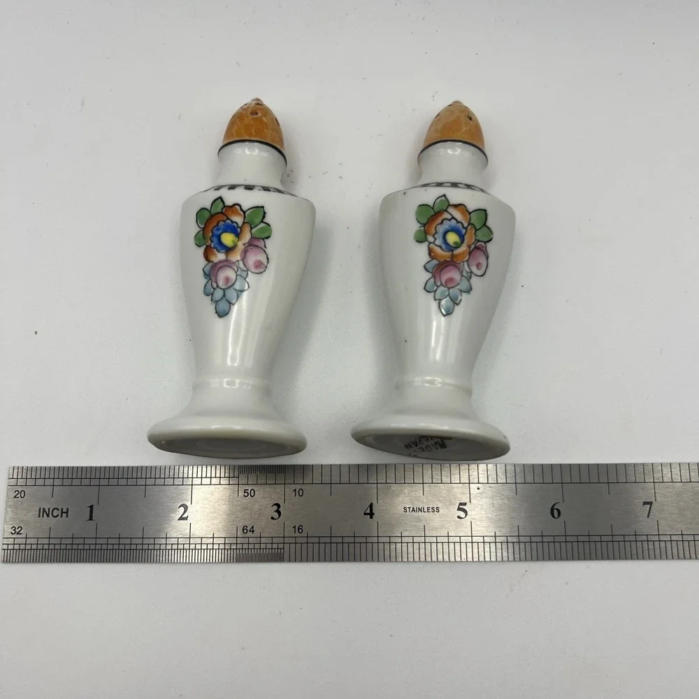 Lusterware Salt & Pepper Shakers Made in Japan Floral w/Decorative Band Vintage